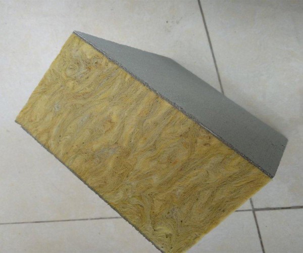 巖棉復(fù)合板